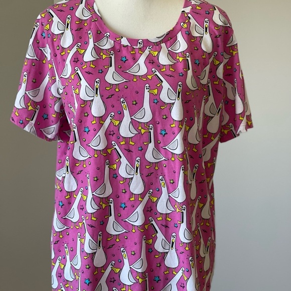 Disney Finding Nemo seagull t shirt women's large nigel casual disneyland parks - Picture 10 of 10